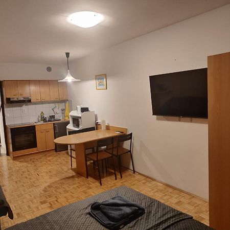 Apartma Luka With Private Parking Izola Exterior photo